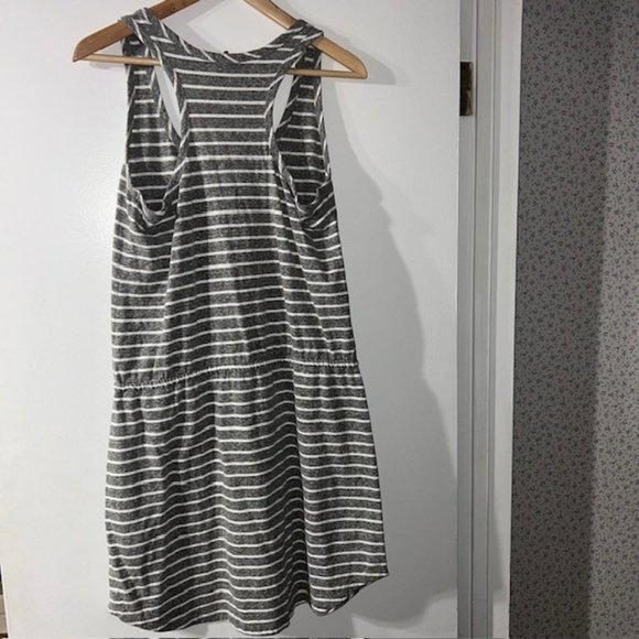 GAP Sleeveless Tank Stripe Dress Size M Medium Multi Gray & White EUC - Picture 5 of 5
